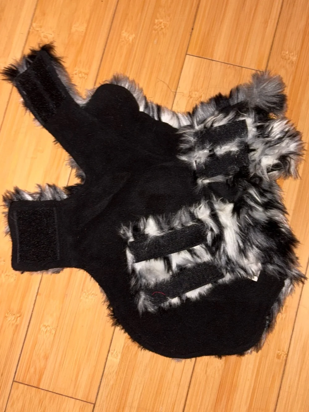 Pet Life Luxe 'Paw Dropping' Designer Gray-Scale Faux Mink Fur Coast, Bedazzled